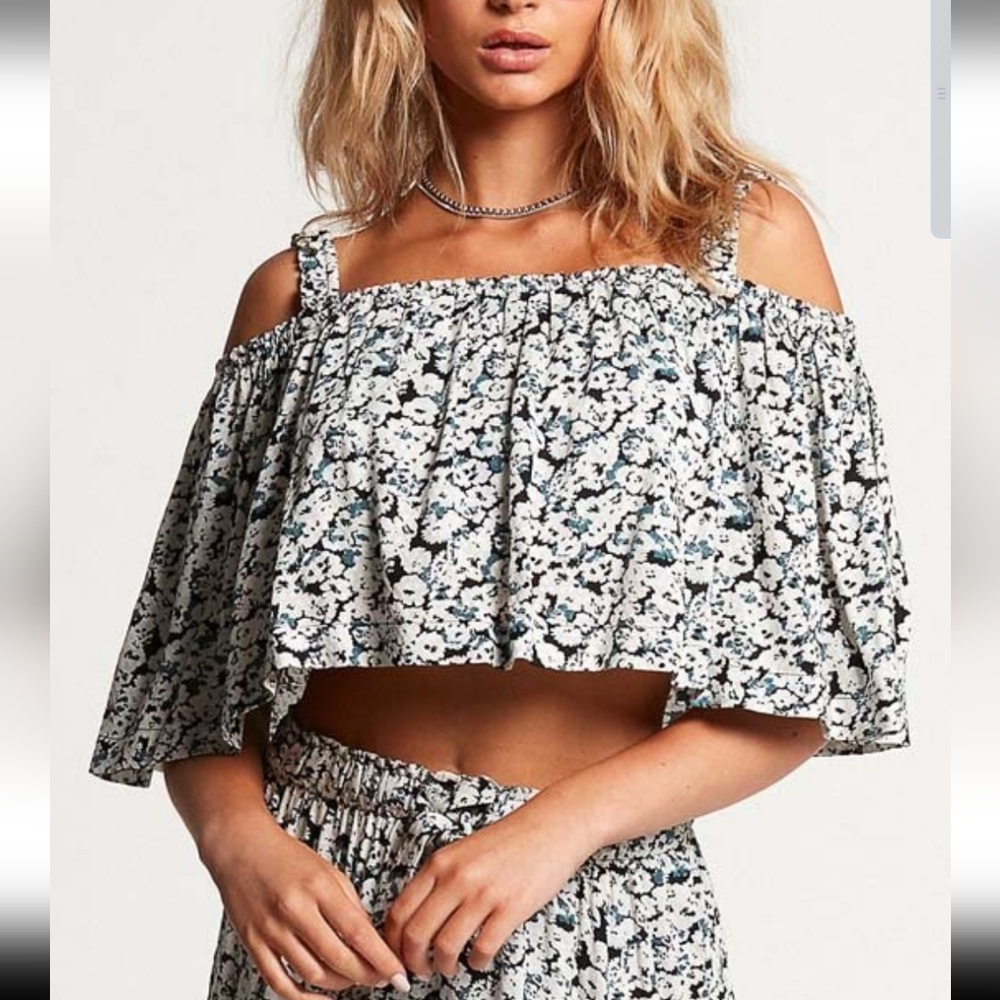 NWT Volcom Floral Off Shoulder Crop Top